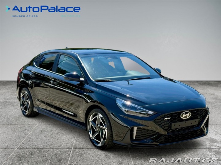 Hyundai i30 1,5 T-GDI GO NLINE! AT 2025