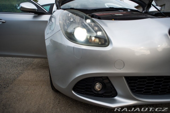Alfa Romeo Giulietta 1,7   TBI QUADRIFOGLIO VE 2011
