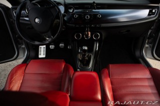 Alfa Romeo Giulietta 1,7   TBI QUADRIFOGLIO VE 2011