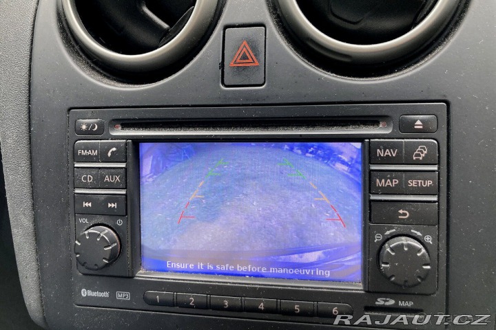 Nissan Qashqai STK 12/2027 + SADA DISKŮ/ 1800