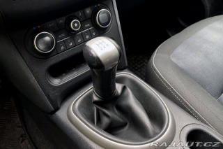 Nissan Qashqai STK 12/2027 + SADA DISKŮ/ 1800
