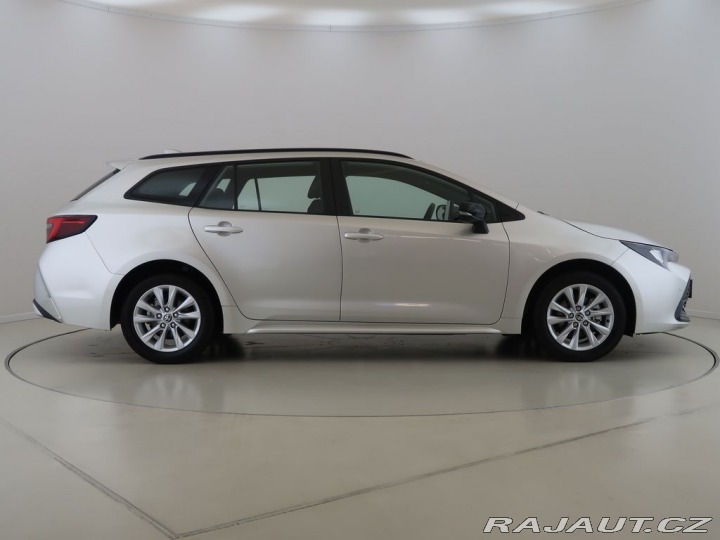Toyota Corolla 1.8,Hybrid,e-CVT,Comfort, 2025