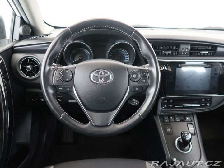 Toyota Auris 1.8,Hybrid,e-CVT,ActiveTr 2018