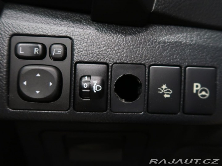 Toyota Auris 1.8,Hybrid,e-CVT,ActiveTr 2018
