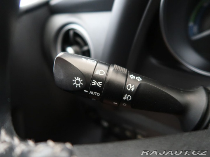 Toyota Auris 1.8,Hybrid,e-CVT,ActiveTr 2018