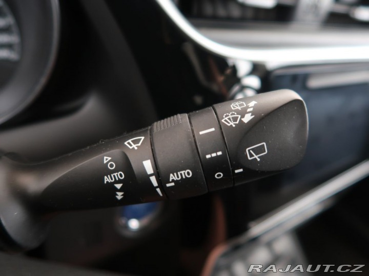 Toyota Auris 1.8,Hybrid,e-CVT,ActiveTr 2018