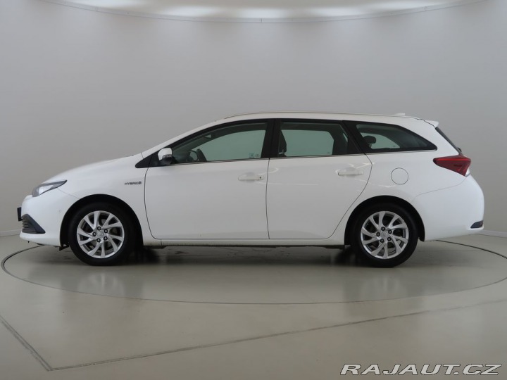 Toyota Auris 1.8,Hybrid,e-CVT,ActiveTr 2018