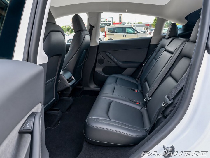 Tesla Model Y Performance 393 kW SOH 92 2023