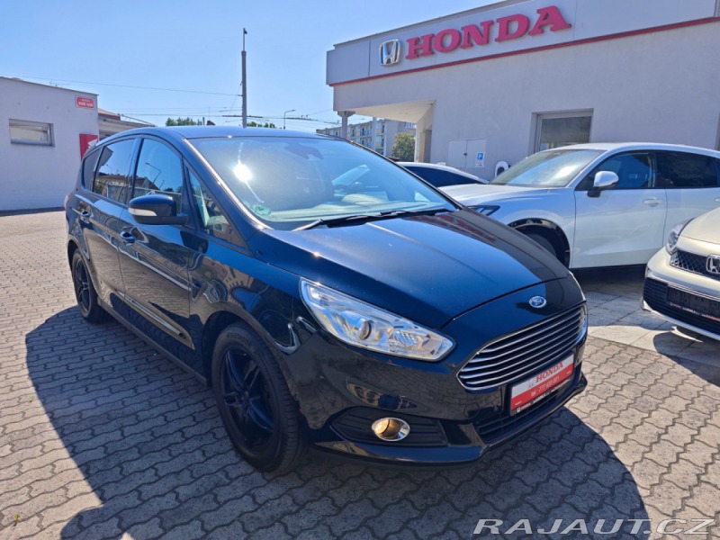 Ford S-MAX 2.0 TDCI 110kW NAVI 7 mís