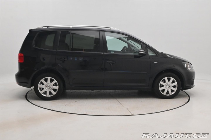 Volkswagen Touran 2,0 TDI 103kW DSG 7 míst 2013