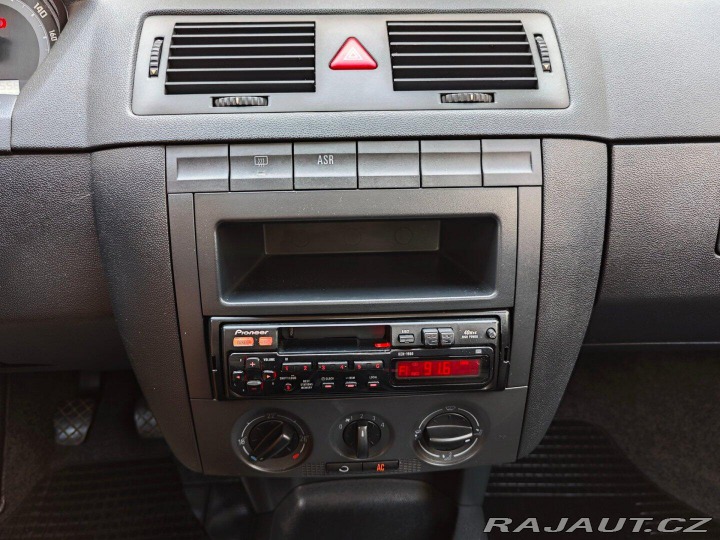 Škoda Fabia 1.4 16V Classic Klima 24. 2005