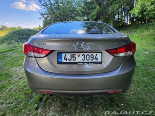 Hyundai Elantra Comfort 1,6/97kW 2012