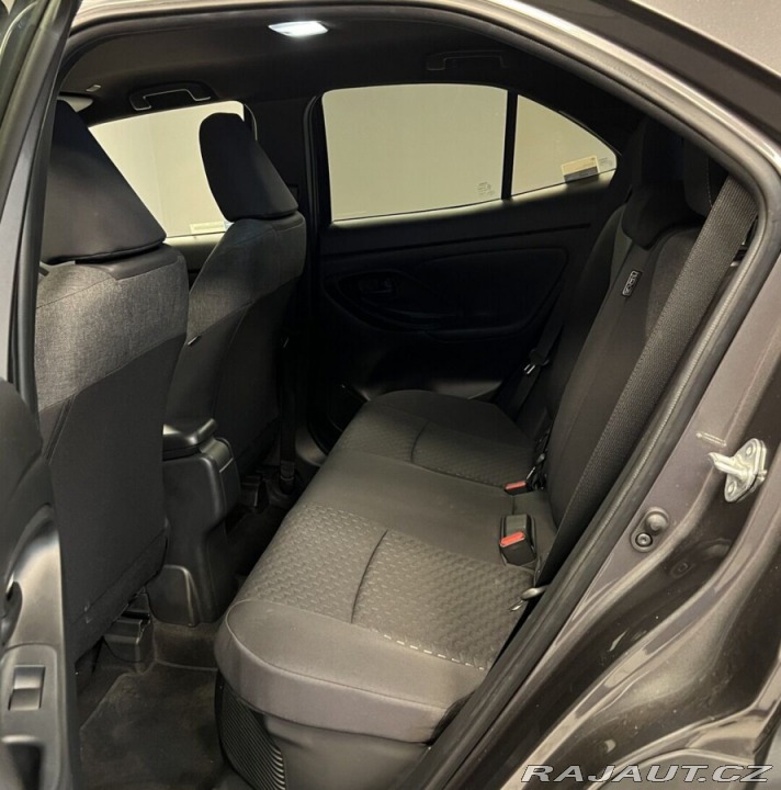 Toyota Yaris Cross 1.5 Hybrid AT STYLE 130k 2024