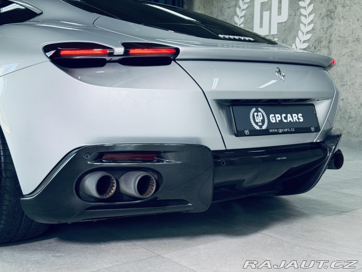 Ferrari Roma FULL CARBON MAX VÝB ZÁRUK 2021