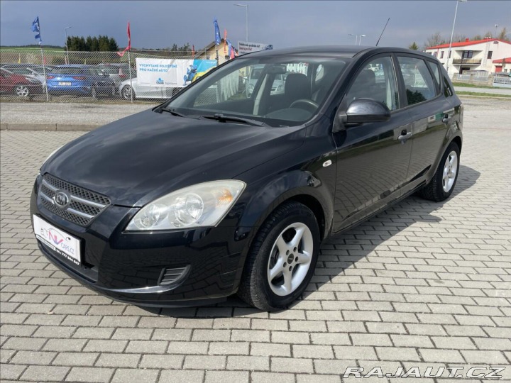 Kia Ceed 1,4 CVVT 80kW Tažné nová 2007