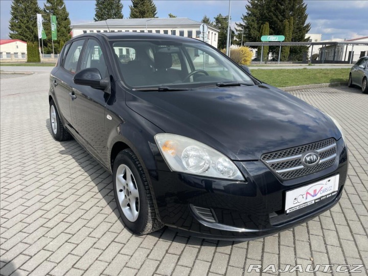 Kia Ceed 1,4 CVVT 80kW Tažné nová 2007