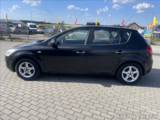 Kia Ceed 1,4 CVVT 80kW Tažné nová 2007