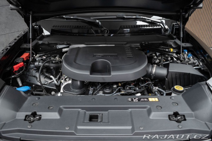 Land Rover Defender 110 S D200 ZÁRUKA*TAŽNÉ*Č 2026