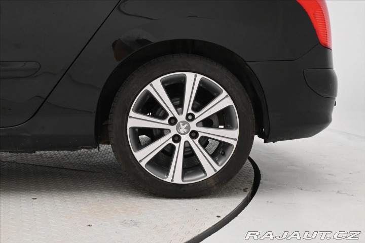 Peugeot 308 1,6 SW HDI 82 kW Panorama 2011