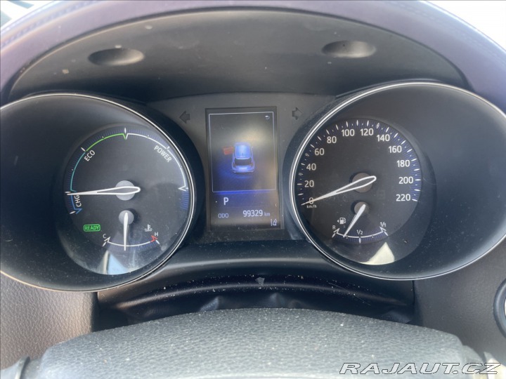 Toyota C-HR 1,8 i 73kw Hybrid e-CVT 2017
