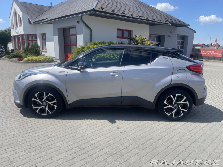 Toyota C-HR 1,8 i 73kw Hybrid e-CVT 2017