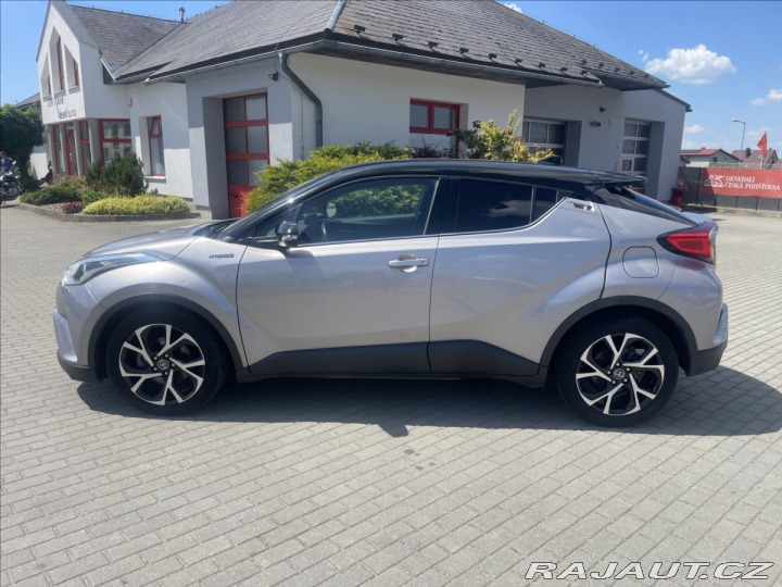 Toyota C-HR 1,8 i 73kw Hybrid e-CVT 2017