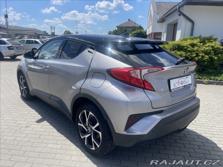 Toyota C-HR 1,8 i 73kw Hybrid e-CVT 2017
