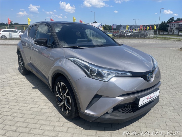 Toyota C-HR 1,8 i 73kw Hybrid e-CVT 2017