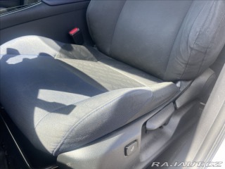Toyota C-HR 1,8 i 73kw Hybrid CVT 2017