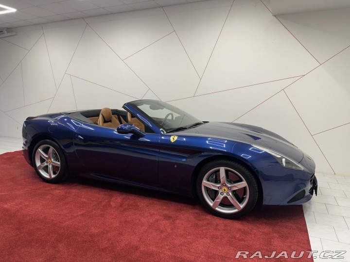 Ferrari California T*TOP KOMBINACE*DPH 2015