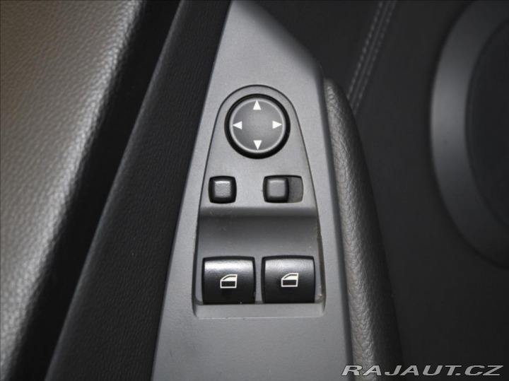 BMW 6 4,4 V8 245kW Manuál 148tk 2004