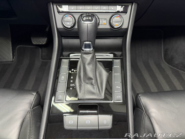 Škoda Superb 2.0TDI DSG 4X4 STYLE, ACC 2016