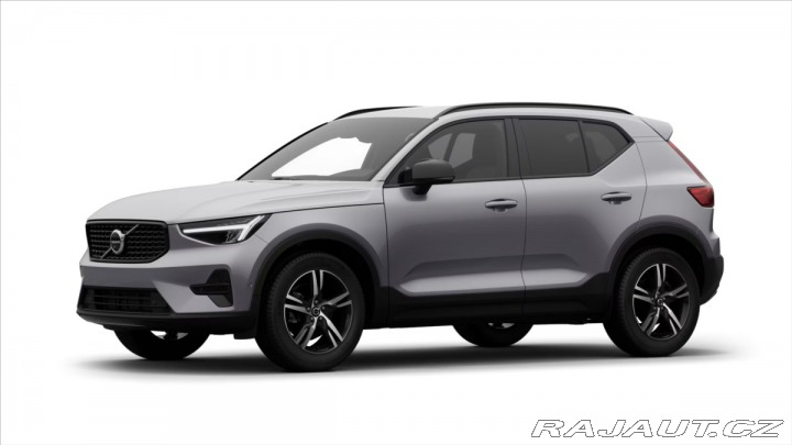Volvo XC40 2,0 B3  Plus 2026