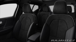 Volvo XC40 2,0 B4  Plus 2026