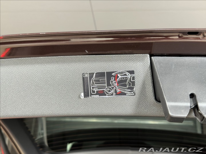 Volvo XC90 2,0 T8 Ultra Dark 2026