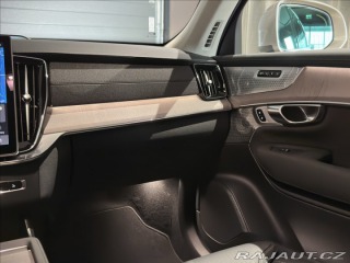 Volvo XC90 2,0 T8 Plus Bright 2026