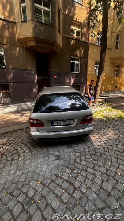 Mercedes-Benz E 3,2   W211 Vzhled AMG 1800
