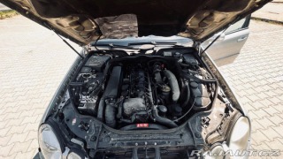 Mercedes-Benz E 3,2   W211 Vzhled AMG 1800