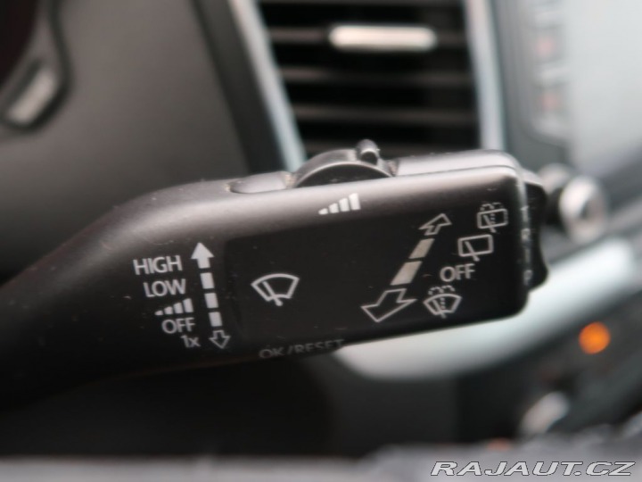 Volkswagen Sharan 2.0,TDI,103kW,Manuál,Tažn 2010