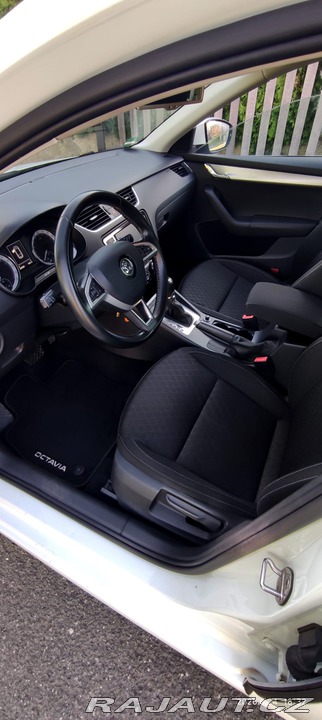 Škoda Octavia  2015