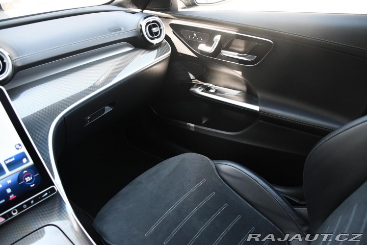 Mercedes-Benz C 220D 4M AMG ČR 2022