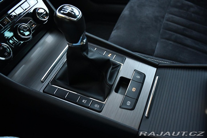 Škoda Superb 1,5TSi STYLE 2xKOLA REZER 2020