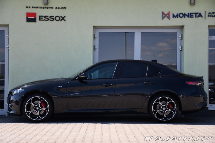 Alfa Romeo Giulia 2,0 VELOCE 16V 206kW AT8- 2024