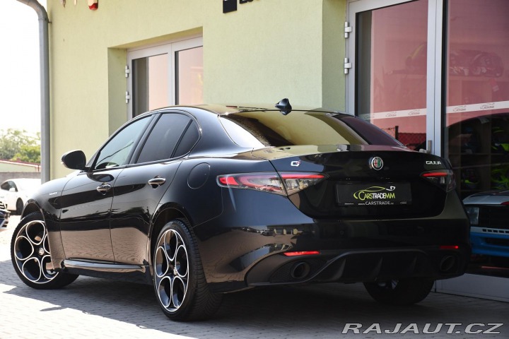 Alfa Romeo Giulia 2,0 VELOCE 16V 206kW AT8- 2024