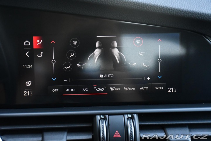 Alfa Romeo Giulia 2,0 VELOCE 16V 206kW AT8- 2024