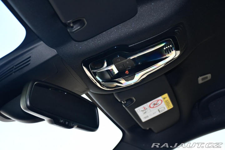 Alfa Romeo Giulia 2,0 VELOCE 16V 206kW AT8- 2024