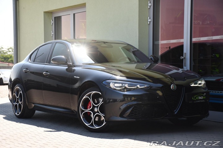 Alfa Romeo Giulia 2,0 VELOCE 16V 206kW AT8- 2024