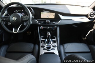 Alfa Romeo Giulia 2,0 VELOCE 16V 206kW AT8- 2024