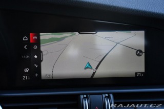 Alfa Romeo Giulia 2,0 VELOCE 16V 206kW AT8- 2024