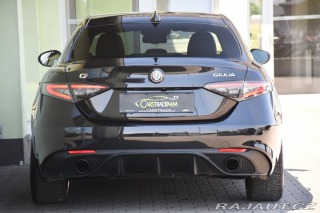 Alfa Romeo Giulia 2,0 VELOCE 16V 206kW AT8- 2024